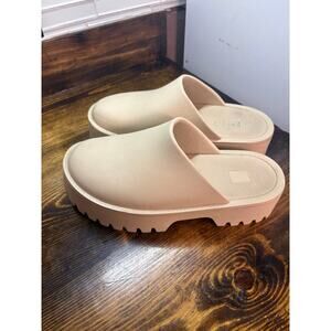 Tan Platform‎ Clogs Size 10